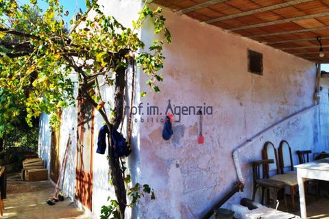 Landejendom i Carovigno, Brindisi, Carovigno - € 140.000 | Ref: 122621 - foto 2